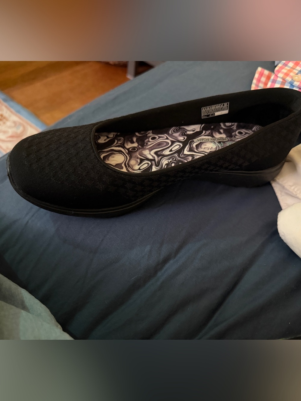 Skechers Black Women's Slip-On Ballet Flat